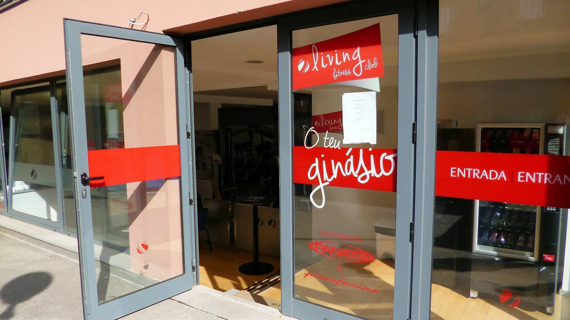 Living Funchal Apartment פונשל