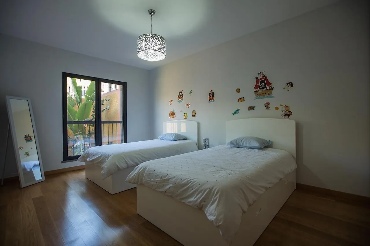Living Funchal Apartment