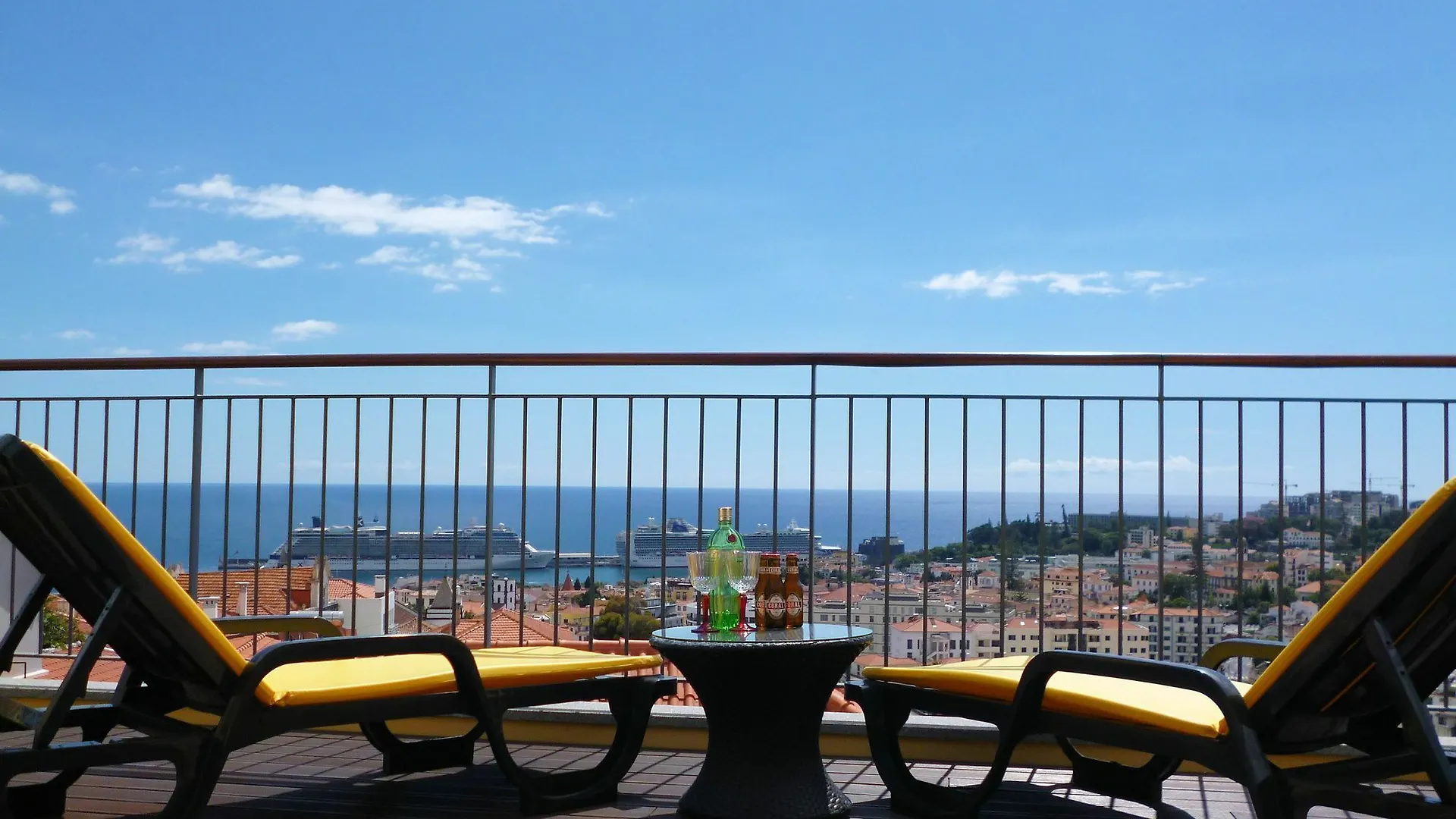 Living Funchal Apartment Portugal
